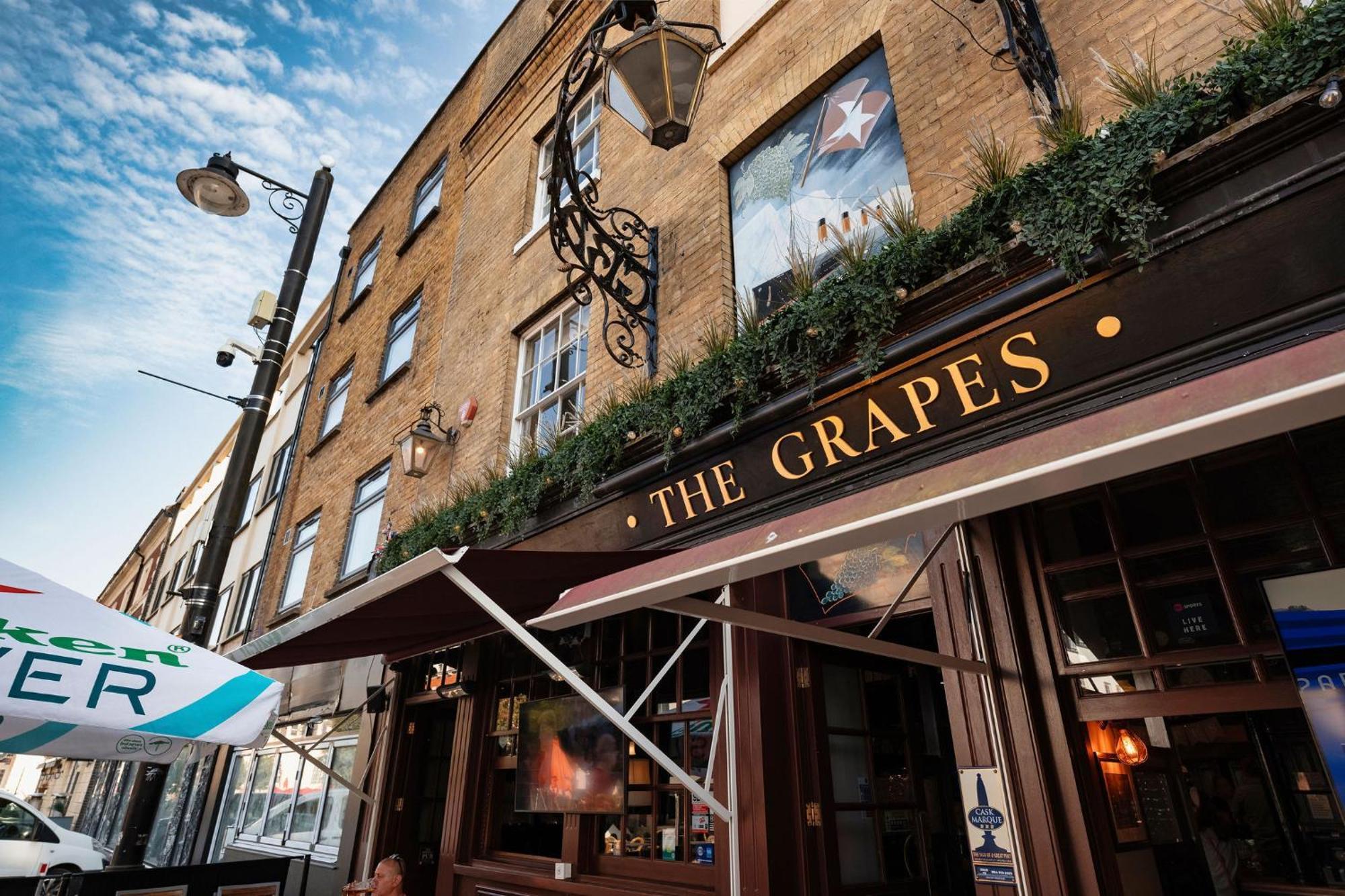 فندق The Grapes Pub سوثامبتون المظهر الخارجي الصورة